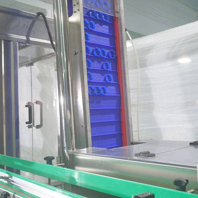 Macchina di riempimento di olio con pompa a tre teste per la linea di produzione di etichettatura e imballaggio