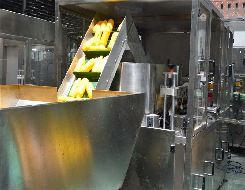 Sistemi di alimentazione automatici per giradischi per la produzione flessibile