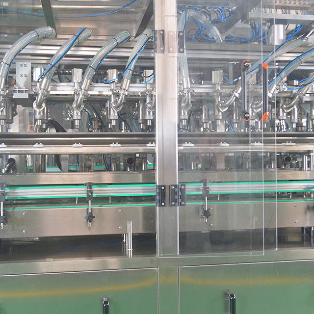 Linea di imbottigliamento di shampoo per bottiglie di plastica 3L ad alta velocità di produzione con 20 ugelli di riempimento