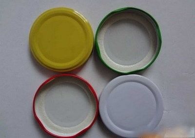 Macchina di riempimento dell'olio con tappo elevatore automatico con velocità di selezione da 25 a 150 tappi/minuto