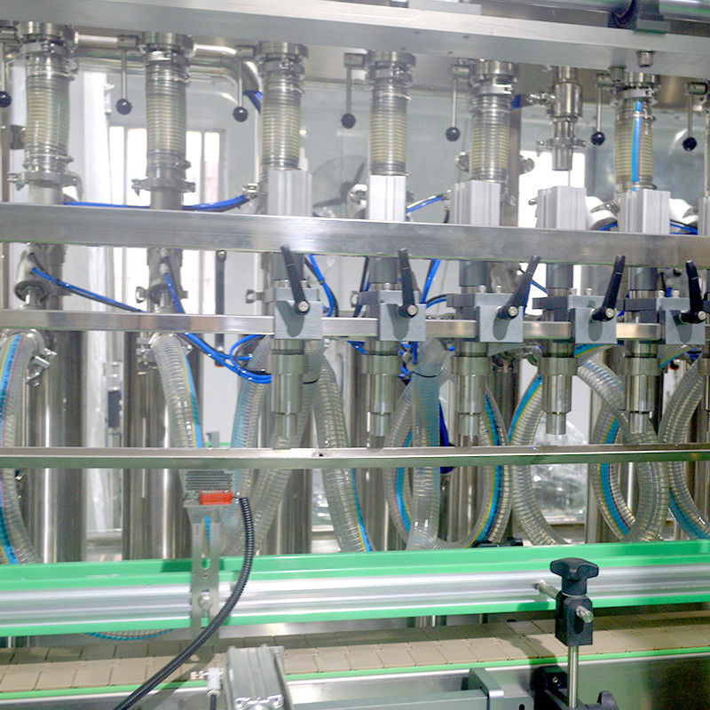 23000*2500*2600mm Stampa e adesiva per coperture di bottiglie di olio per motori