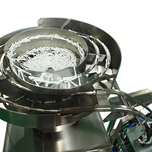 Macchina di riempimento pneumatica a due teste e di copertura a vite per gel di olio liquido a piccole dosi da 10 ml