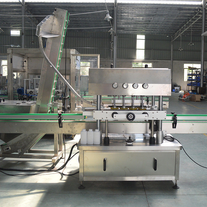 PLC Core Components 2.5KW Simple Automatic Linear Capping Machine per il vostro beneficio