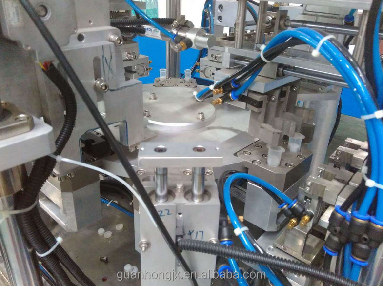 Tipo di imballaggio a botte Macchina di riempimento a gel liquido con precisione di riempimento ± 1%