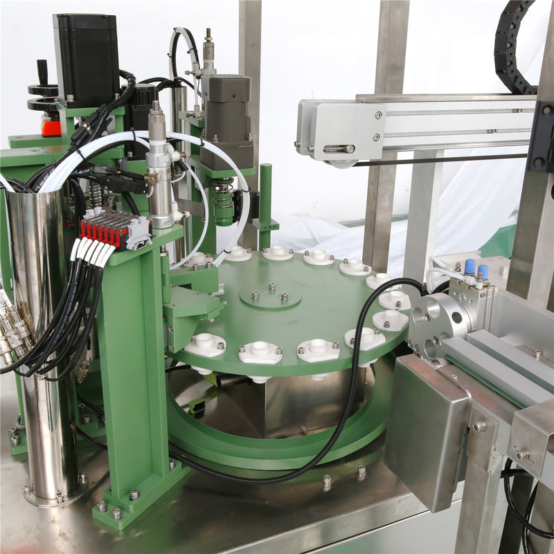 Macchine di riempimento automatiche multifunzione per bottiglie di piccole dimensioni