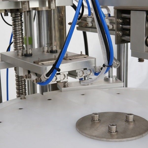 Macchina di riempimento automatico della siringa a gel con tappo per una precisione di riempimento di ± 1 ml