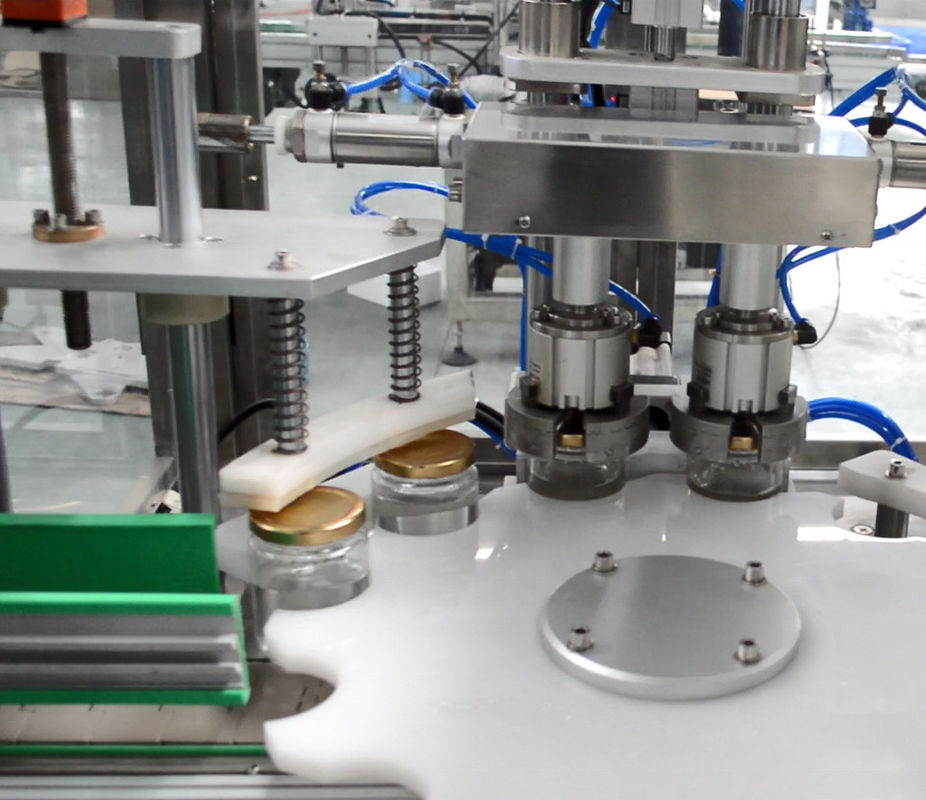 Vendita di forniture Macchine automatiche complete per coperture di vino/liquori/alcolici Guan Hong