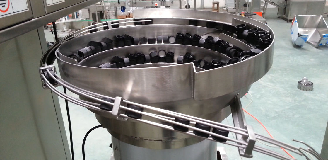 Macchina avanzata di selezione dei tappi automatici di bottiglie di plastica per l'imballaggio del tappo della bottiglia