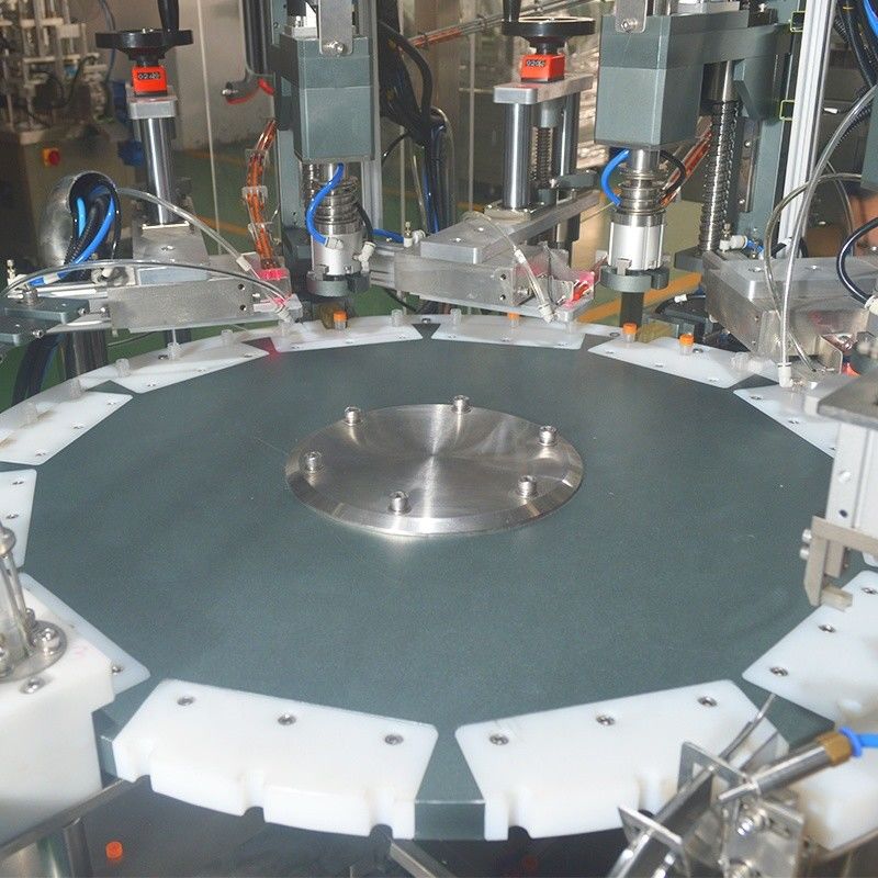 Macchina di etichettatura per riempimento liquido di tubi di reagenti di tipo Chuck con capacità di 800 kg