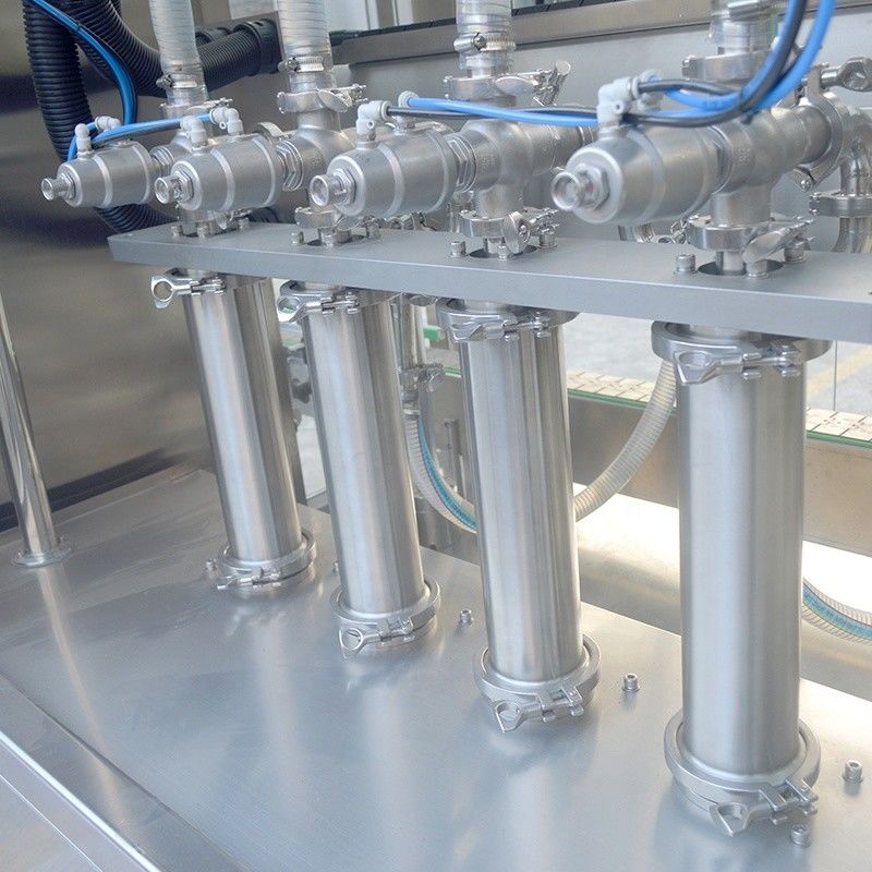 Macchina di riempimento di olio lubrificante e shampoo liquido con doppia testa di tracciamento